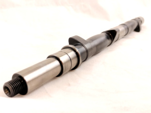 elaborazione massima albero a camme speciale per motori alfa romeo bialbero giulietta giulia alfetta alfa romeo vetture storich italiane preparazione motori da competizione motore forgiato pistoni stampati valvole maggiorate incremento alzata valvola gradi durata cam utilizzo motore alto regime di rotazione prestazioni massime molle valvole speciali rinforzate punterie meccaniche legere registri valvole tipo alfa romeo da competizione