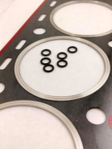 costruzione guarnizione speciale con anelli separati in acciaio per modifica incavo canne alfa romeo 75 turbo preparazione motore per utilizzo competizione mappatura stage3 turbo maggiorato incremento prestazioni