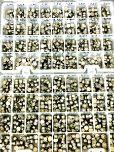 Registri valvole tipo maserati tipo alfa romeo per regolazione gioco valvole con punterie maccaniche preparazione motori da competizione e racing utilizzo di alberi a camme speciali per preparazione incremento potenza stage 3 motori turbo registrazione gioco di funzionamento albero a camme e punteria maccanica