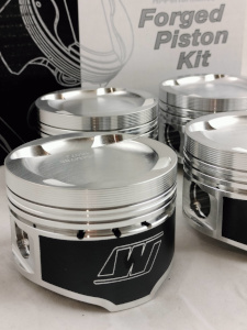 pistoni forgiati maggiorati per rettifica basamento e riduzione rapporto di compressione per conversione motore mazda mx5 turbo maggiorato modifica centralina programmabile da competizione bielle in acciaio ricavate dal pieno modifica turbo stage 3