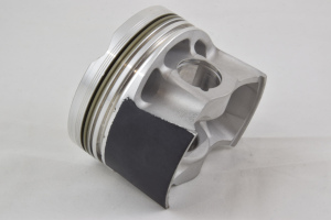 pistoni per utilizzo speciale su restaurto motori storici elaborazione auto storica preparazione motore per competizione modifica motore turbo fiat alfa romeo lancia aumento prestazioniincremento cavalli resistenza affidabilità aumento pressione turbo aumento metri al secondo pistone incremento regime di rotazione motore fiat abarth tjet lancia delta 16 valvole 