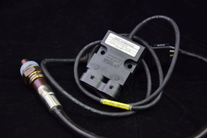 Sonda lambda uego con controller digitale per cominicazione sonda lambda con centralina euro2 efi sonda lambda utilizzabile anche sueuro4 euro5 e installazione sonde lambda per più bancate motore euro8 gestione automappatura benzina e carburazione correzione closed loop lambda