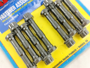 kit bulloni biell speciali da sostituire alle bielle originali per incremento resistenza e affidabilità preparazione elaborazione motore alfa romeo 75 evoluzione 1.8 turbo auto delta turbo delta alfetta giulia giulietta