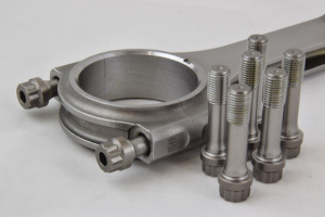 Elaborazione e preparazione motori ad alta potenza specifica motori lancia delta turbo clio renault kit bielle forgiate in acciaio per motori bmw bulloneria speciale per bielle albero motore e testata lancia fiat abarth bronzine di biella speciali trimetalliche acl e king racing per bielle forgiate