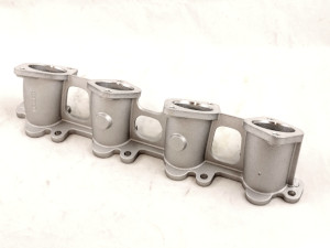 prearazione motori da competizione con collettore di aspirazione in alluminio per corpi farfallati singoli doppio corpo jenvey iniezione elettronica aumento prestazioni preparazione elettronica programmabile da ompetizione efi technology lavorazione condottitestata valvole maggiorate