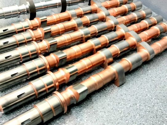 kit alberia camme preparazione motore alfa romeo bialbero 8 valvole alfa nord incremento potenza trattamento di ramatura avio protezione nitrurazione affidabilità elaborazione motore da competizione fasatura cam sportiva aumento prestazioni