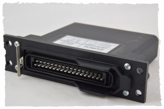 Centralina programmabile per motori preparati e da competizione adattabile a motori vettura o motori da moto controllo 4 corpi farfallati mappatura motori turbo lancia delta ford escort cosworth gestione elettronica motore da competizione launch control controllo cambio sequenziale taglio corrente per cambiata 