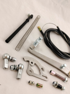 kit leveraggio acceleratore per corpi farfallati jenvey dynamics preparazione motore aspirato itb iniezione elettronica programmabile efi technology incremento potenza mappatura eletronica centralina motore cavo acceleratore e levereggio con molla di richiamo omologato per competizione e gare in salita motore peugeot renault fiat