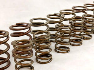 molle valvole speciali rinforzate per applicazione su motore turbo maggorato stage3 uno turbo fiat punto gt trasformazione motore turbo vetture fiat incremento potenza mappatura centralina prorammabile da competizione utilizzo fasatura albero a camme speciale turbo vettura racing gare di accelerazione competizioni in pista aumento regime di rotazion motore turbo 