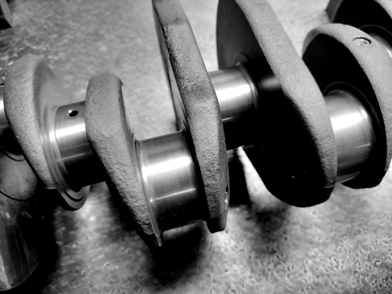 Lavorazione e modifica motore lancia delta 2.0 16 valvole hf integrale nitrurazione albero motore lavorazione contrappesi revisione e pulizia albero motore lucidatura equilibratura nitrurazione tenifer trattamento superficiale raddrizzatura albero motore misurazione tolleranza scorrevolezza albero rettifica aumento prestazioni