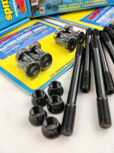 kit per preparazione motori opel prigionieri di testa rinforzati in accaio speciale ARP fissaggio testa con guarnizione rinforzata bulloni volano in acciaio ad alta resistenza maggior coppia di serraggio fissaggo volano e frizione rinforzata incremento prestazioni mappatura stage3