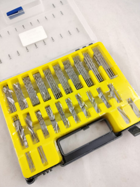 set di punte da trapano con supporto manuale per foratura getti carburatori punte centesimali calibrate per la modifica della carburazione su tutti i tipi di carburatori weber e dell'orto set completo con diverse misure disponibili carburatorista professionale tratura carburatori 