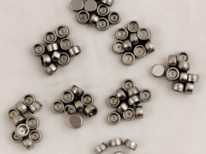 elaborazione motori da competizione incremento regime di rotazione registrazione gioco di funzionamento fra punterie meccaniche e albero a camme registri calibrati per stelo valvole 7 mm alleggerimento distribuzione motore preparato elaborazione vetture da competizione