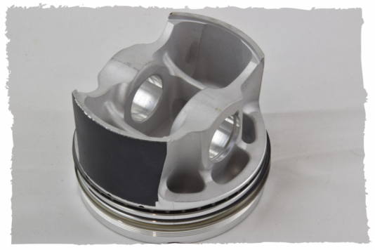 pistoni per motore volkswagen VW golf tfsi turbo benzina motore forgiato pistoni stampati preparazione motore stradale incremento potenza pressione turbo boost rettifica cilindri maggiorazione pistone aumento cilindrata motore forgiato pistoni alta resistenza modifica passaggio valvole rapporto di compressione tolleranza canna e pistone lappatura e sostituzione segmanti fasce elastiche